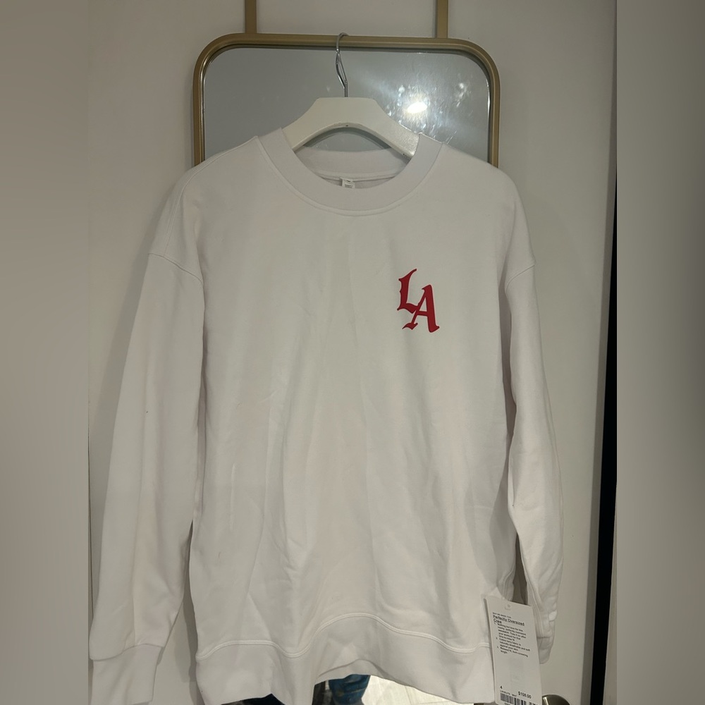 Lululemon Perfectly oversized LA white crewneck size 4